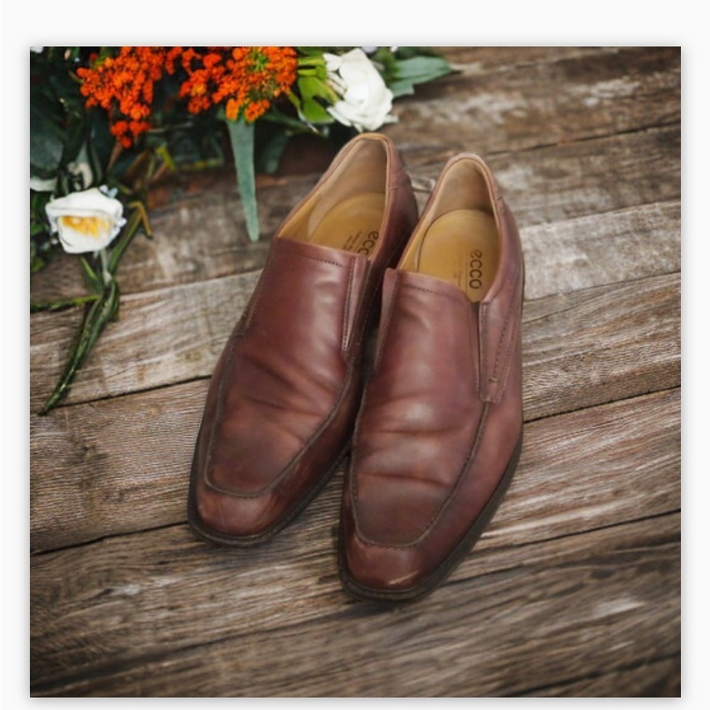 ECCO MensHELSINKI 2 SLIP-ON-COGNAC Brown slight distressing on Leather -…